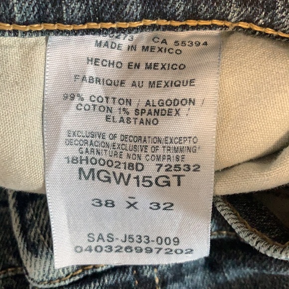 Wrangler Mens 38x32 Relaxed Fit Jeans 